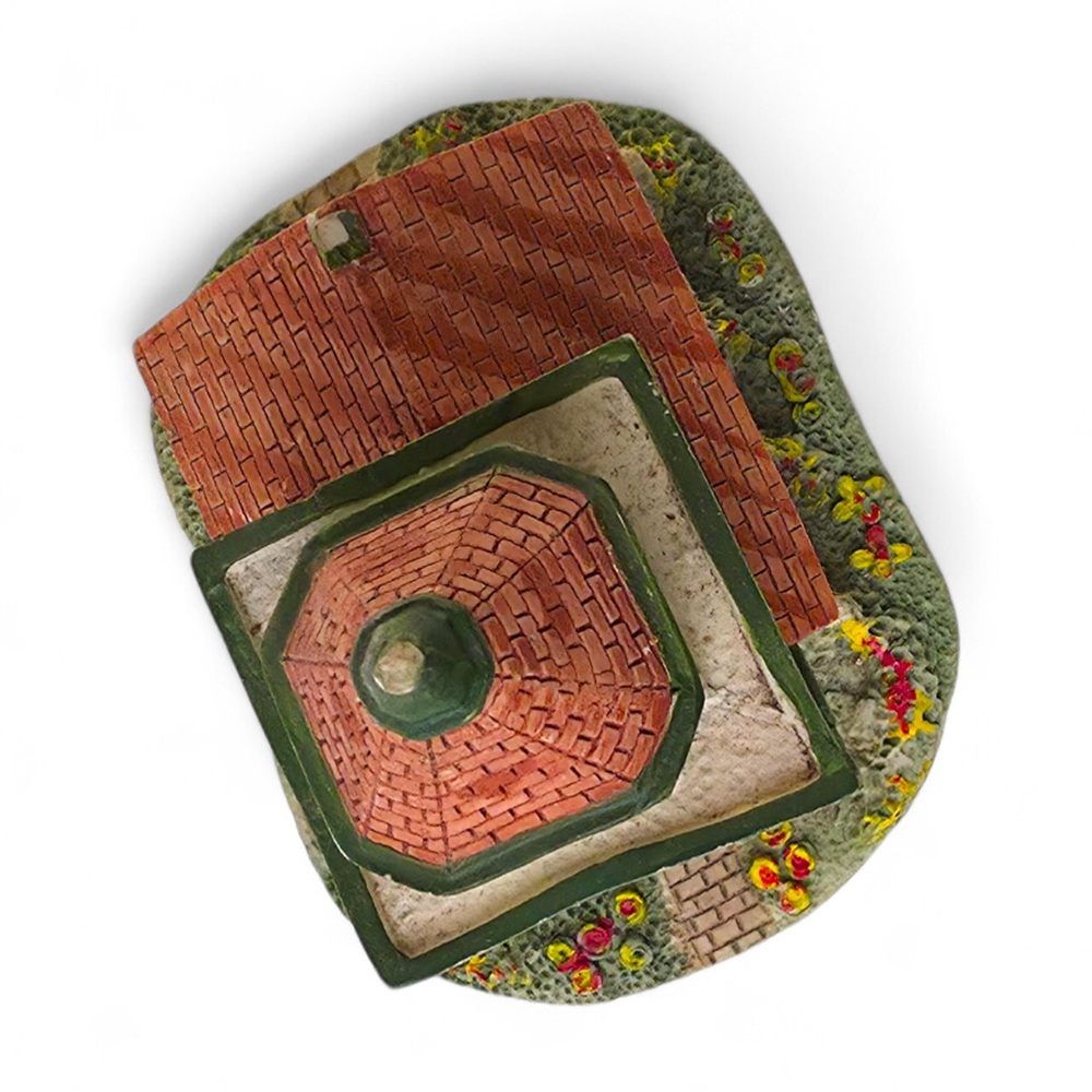 Vintage Nikko Quartz Church Clock Figurine – Hand-Painted Architectural... - Picture 6 of 7